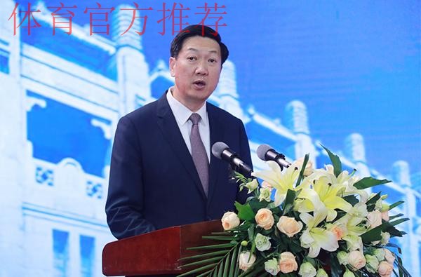 高志丹会见世界赛艇联合会主席